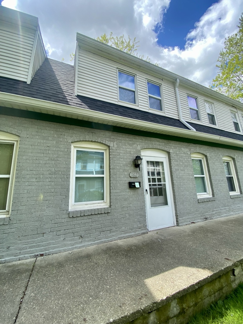 159-166 Walnut Terrace - 162