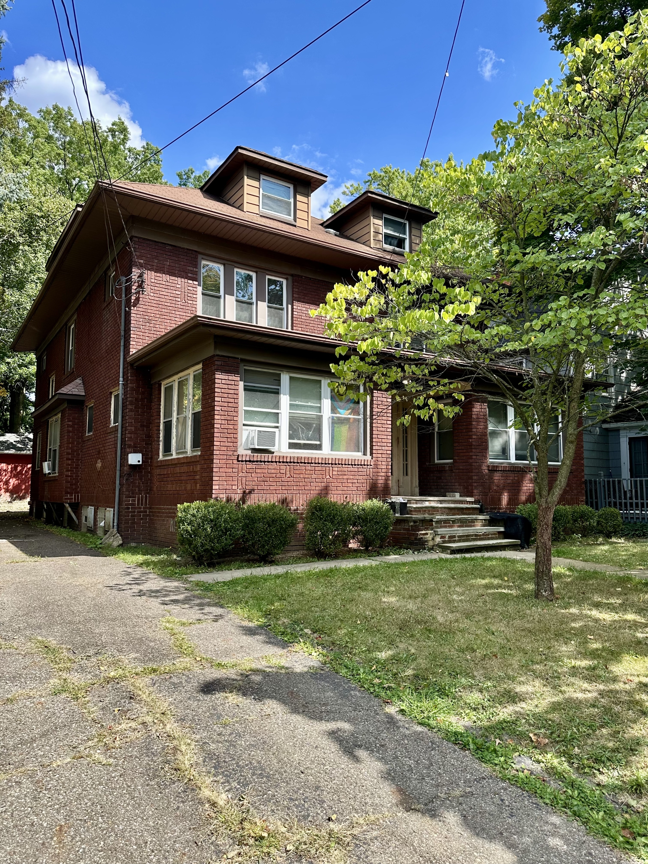 163 North Portage Path - 3
