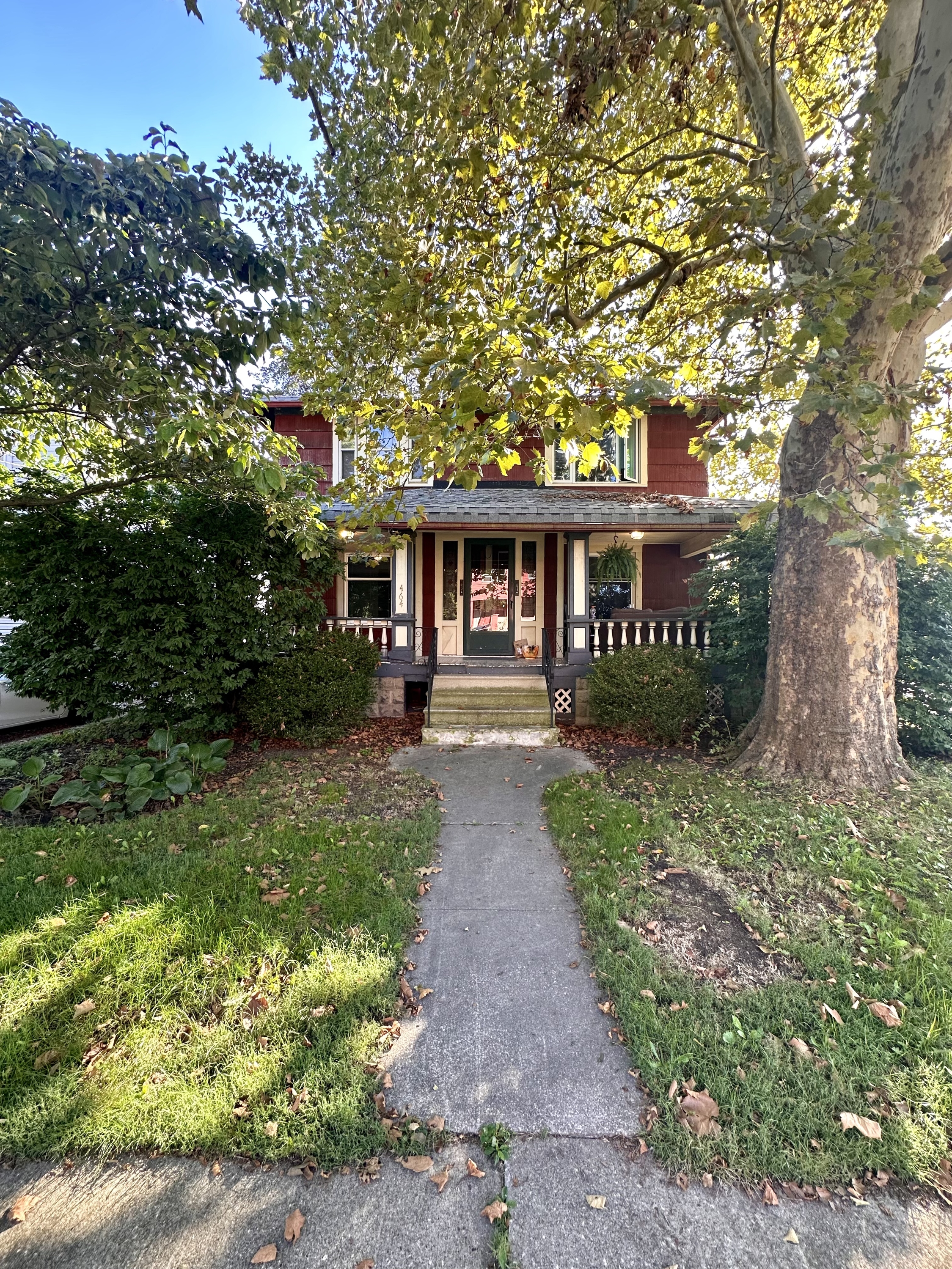 464 Crestwood Avenue - A