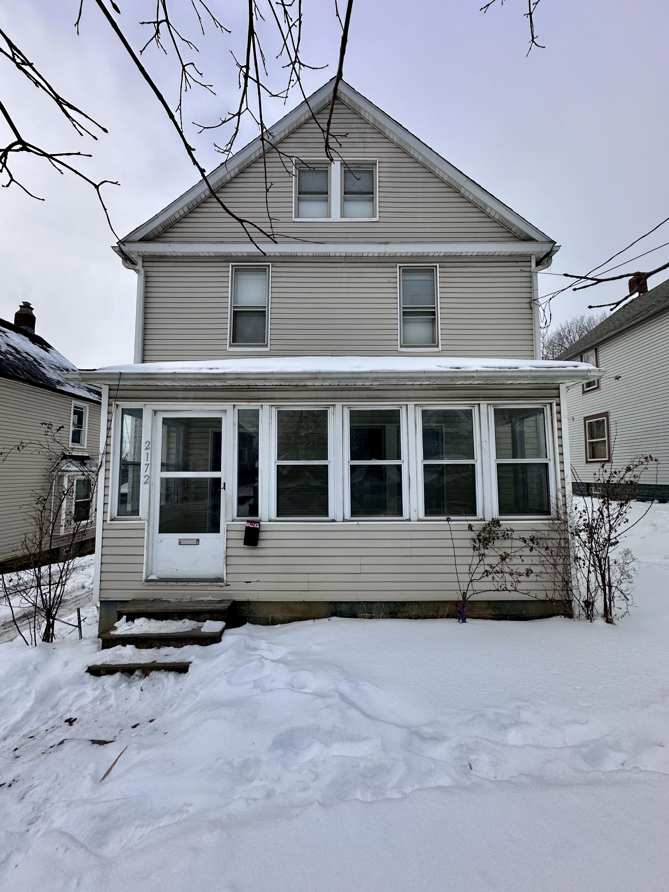 2172 12th Street Southwest