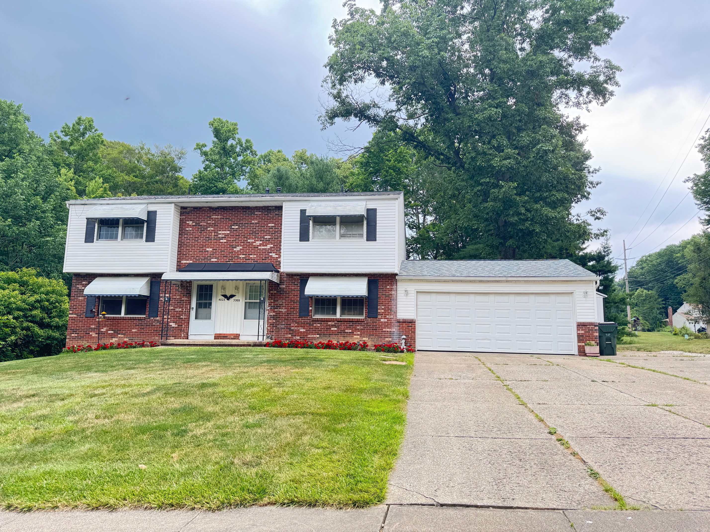 3999 Baumberger Road - 3999