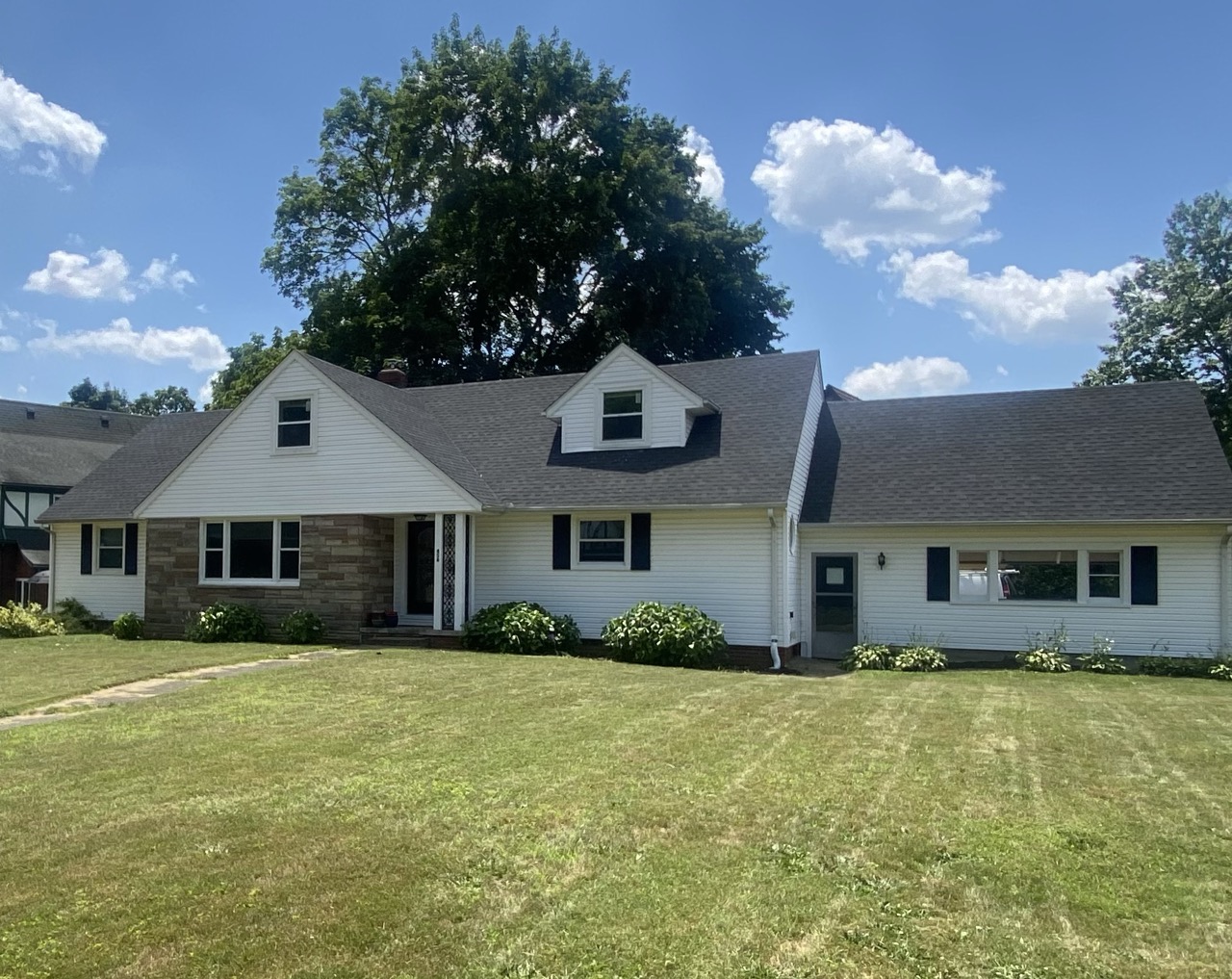 456 Sunset View Drive