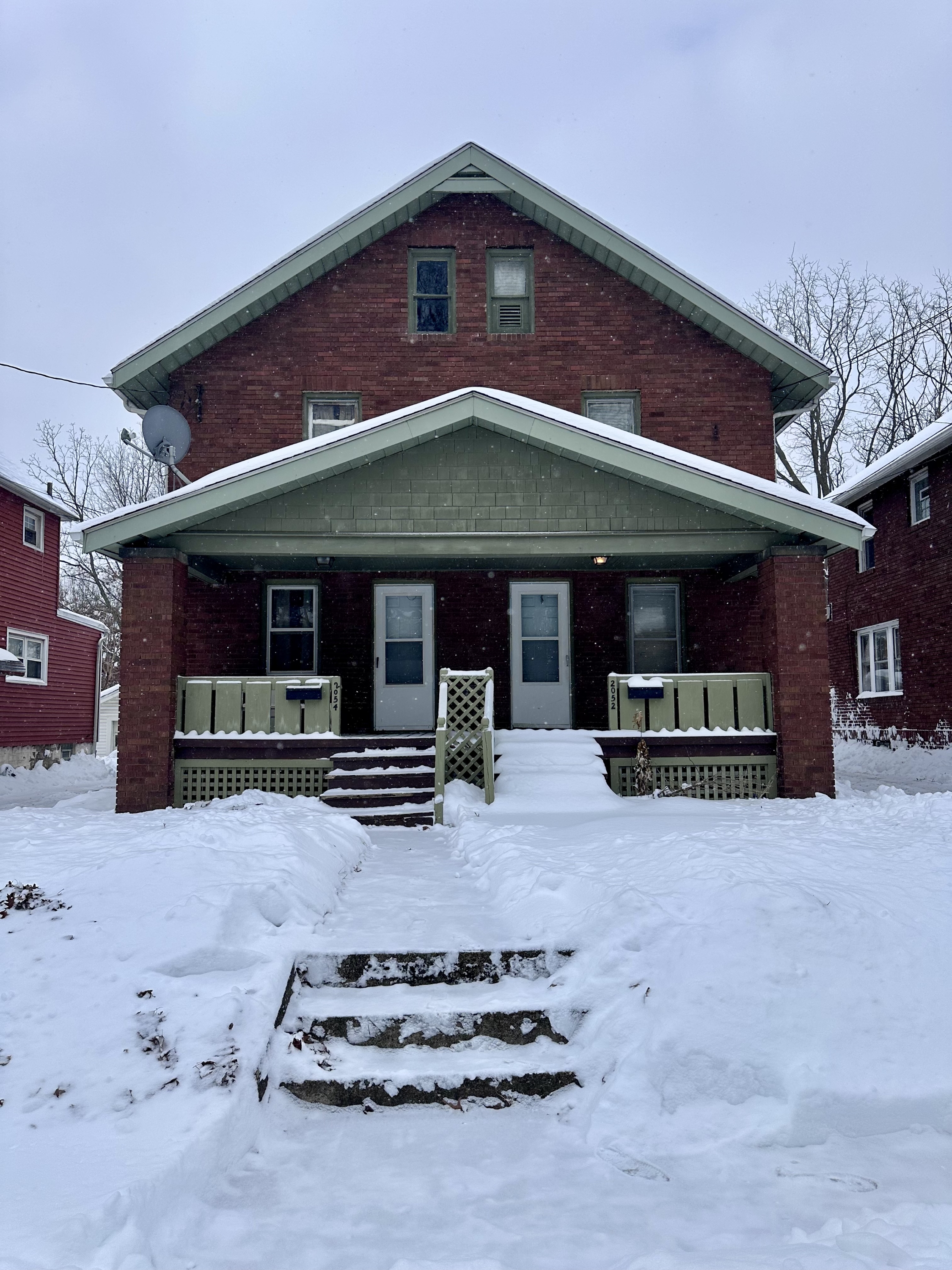 2052 16th Street Southwest